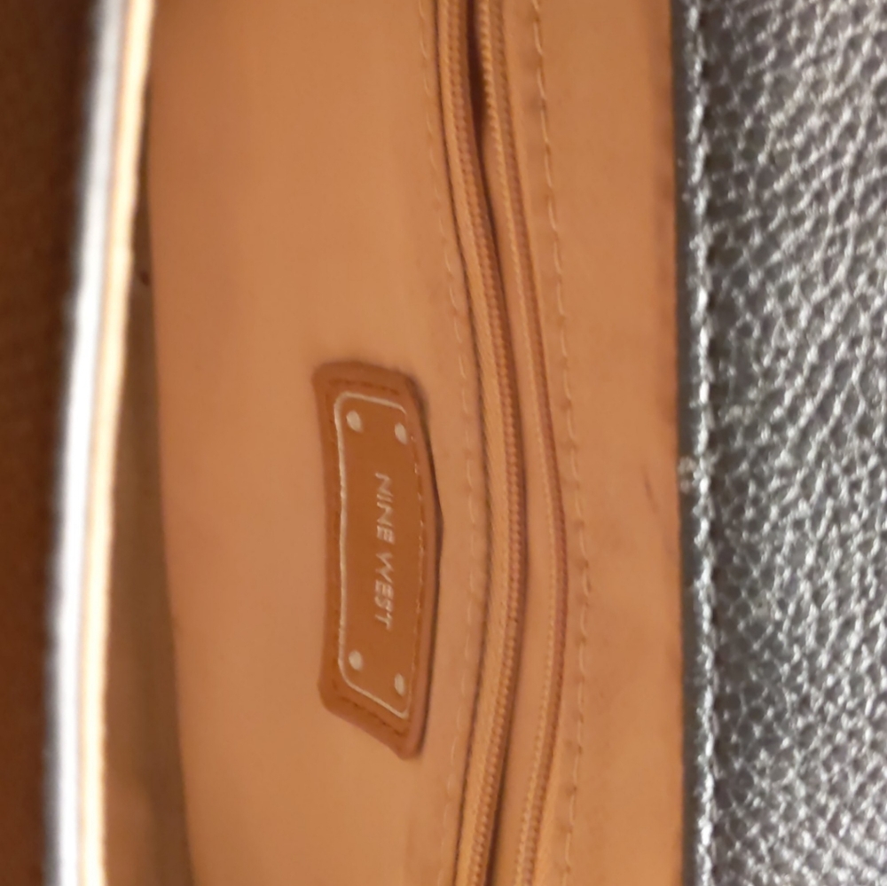 Purse- over the shoulder - Picture 3 of 3